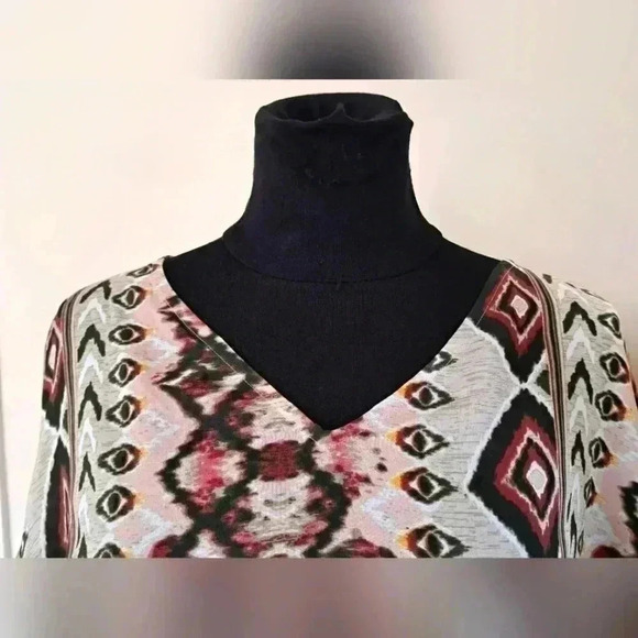 ❤️ Vero Moda Crochet Fringe Print V-neck Top Poncho Size small/medium - Picture 2 of 13